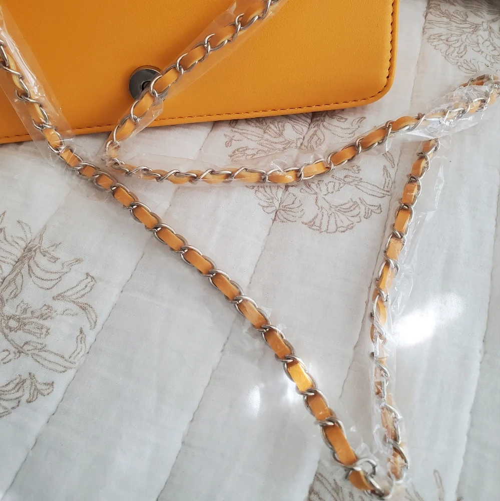 Badgley Mischka Collection NWT Large Quilted Crossbody Bag In Yellow